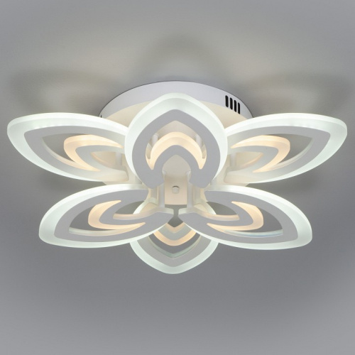 Потолочная люстра Eurosvet Floritta 90227/6 белый. Фото №1